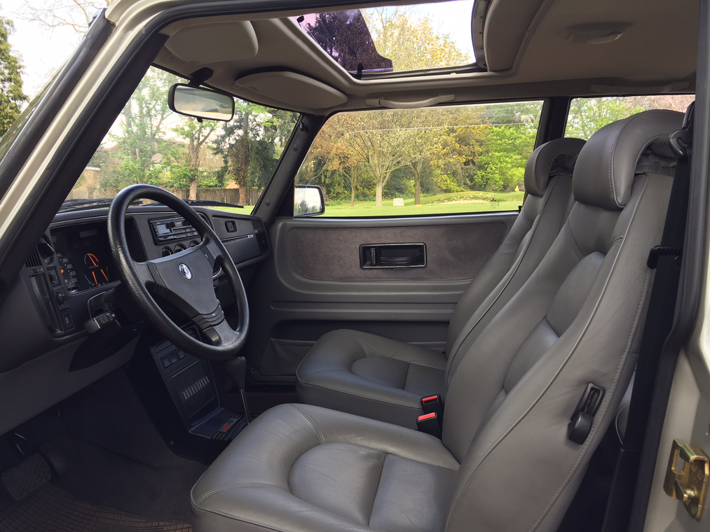 1991 Saab 900 Turbo Interior