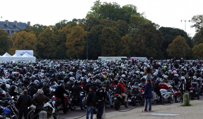 Manifestation FFMC – 15.000 French bikers protest in Paris